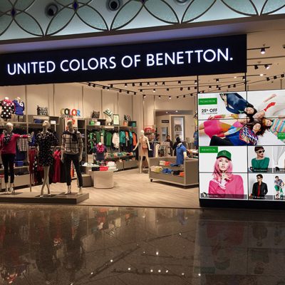 United Colors Of Benetton Store Clothes Screen